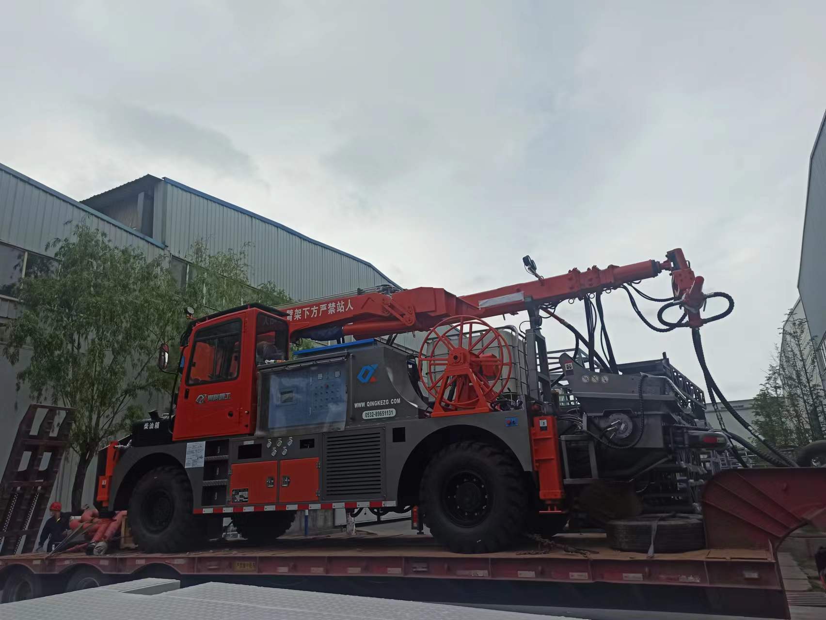 混凝土泵 青科重工 濕噴台車 濕噴機械手